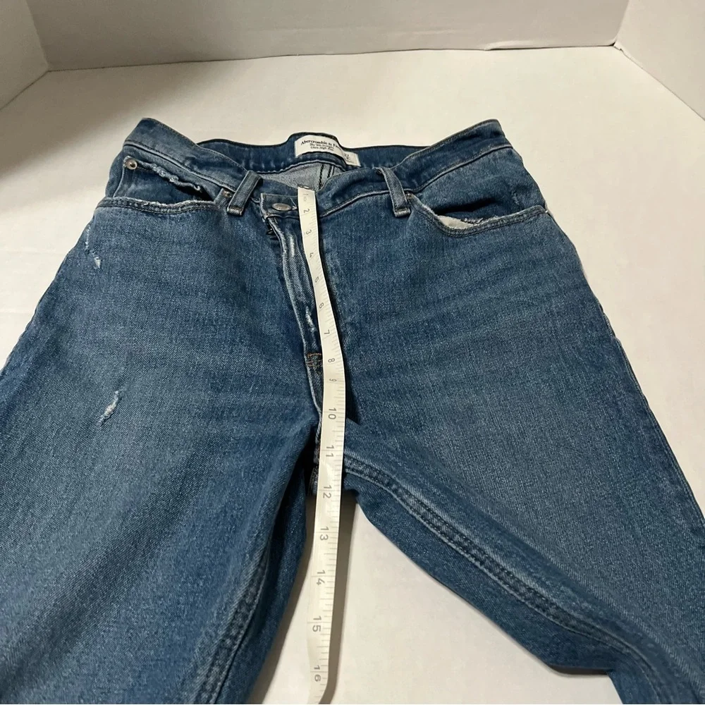 Abercrombie‎ 90s Straight Ultra High Rise Jeans size 27 Distressed Hem crossover